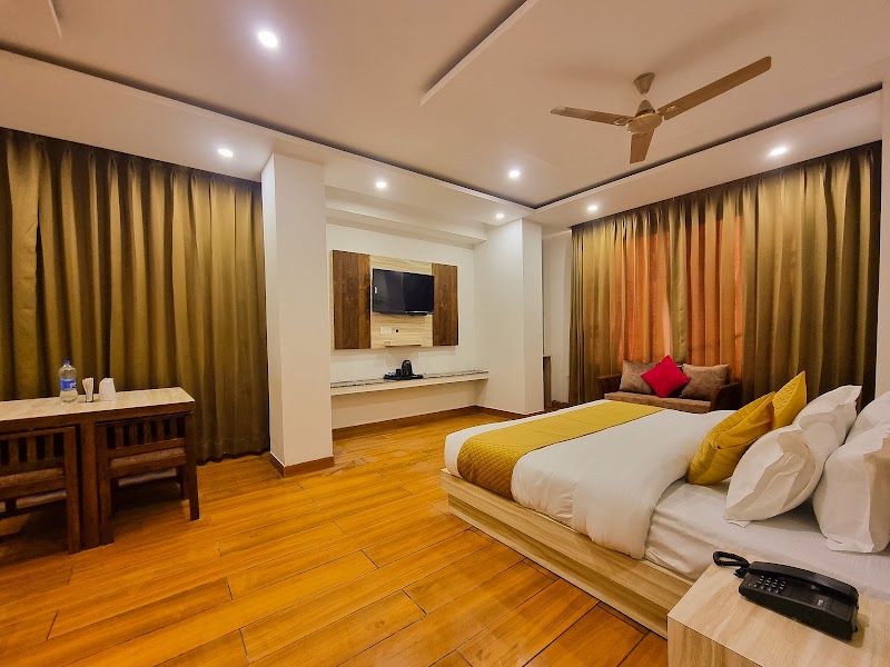 Hotel MistWood, Dalhousie - Hotel MistWood, Dalhousie, College Road, Banikhet, Dalhousie, Himachal Pradesh 176303, India