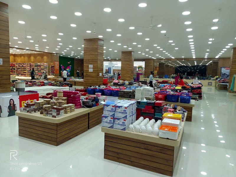 Sumeet Bazaar Dhamtari Chhattisgarh - Sumeet Bazaar Dhamtari Chhattisgarh, Gangrel Dam Rd, opp. amar fules, near Amaltas Puram, Dhamtari, Chhattisgarh 493773, India