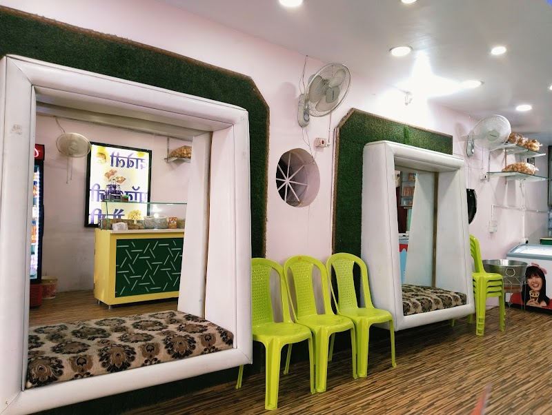 LALA GUPCHUP CORNER - LALA GUPCHUP CORNER Infornt of D2 , beside Krazy kool , shanichari bazar, Ganjpara, Durg, Chhattisgarh 491001, India