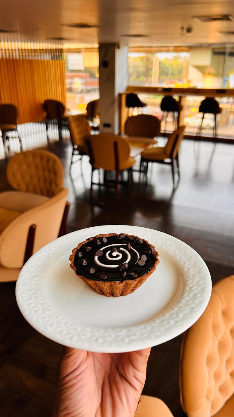 The Grand Café - The Grand Café Hotel Grand Dhillon Square, Priyadarsani Parisar West, Nehru Nagar, Bhilai, Chhattisgarh 490020, India