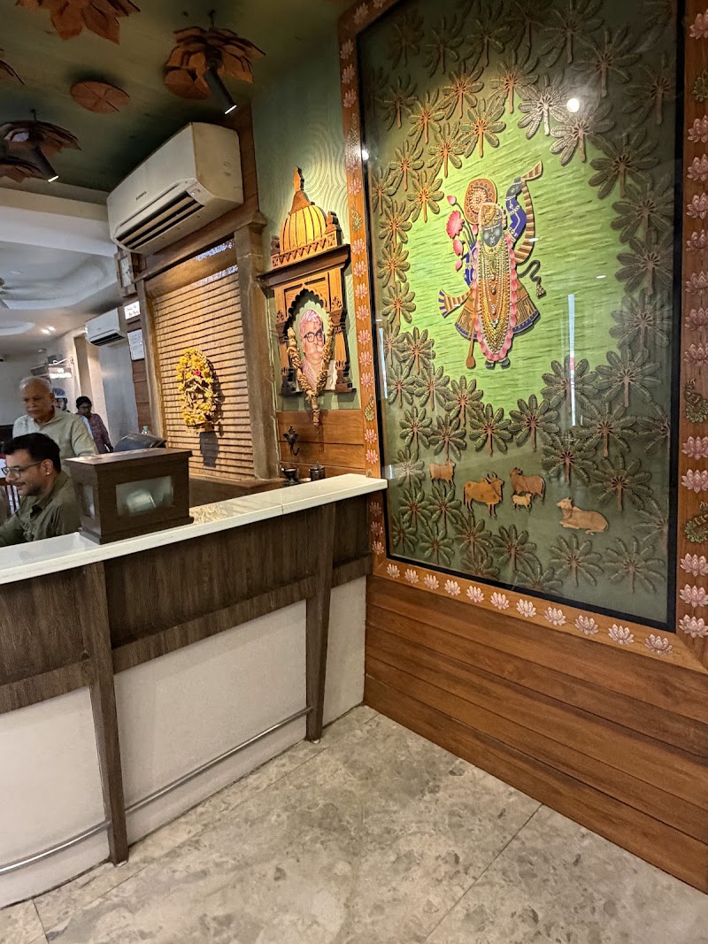 Natraj Dining Hall And Restaurant - Natraj Dining Hall And Restaurant 22-24, City station road, Railway Station Rd, Jawahar Nagar, Shivaji Nagar, Udaipur, Rajasthan 313001, India