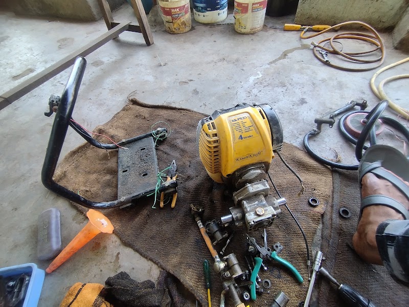 Purab Machinery Megha - Purab Machinery Megha, Bus stand, Kurud - Megha Rd, Magarlod, Megha, Chhattisgarh 493662, India