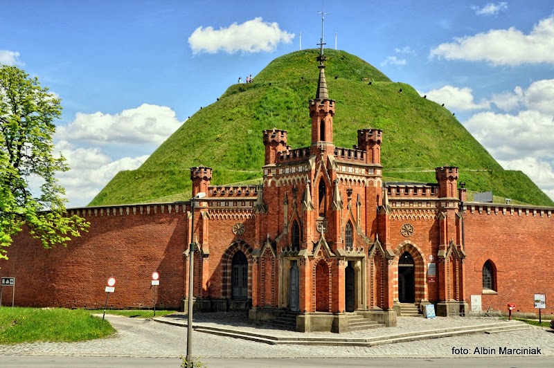 Kopiec Kościuszki - Kopiec Kościuszki, al. Waszyngtona 1, 30-204 Kraków, Poland