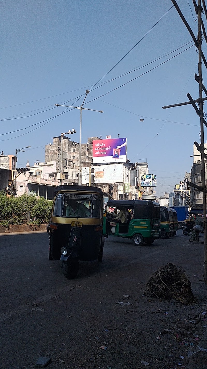 Bhagal Char Rasta - Bhagal Char Rasta, Bundelawad, Navapura, Begampura, Surat, Gujarat 395003, India
