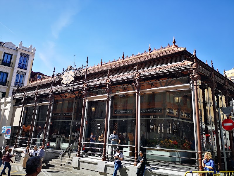 Mercado de San Miguel mercadosanmiguel 10,823 4# • Plaza de San Miguel - Mercado de San Miguel mercadosanmiguel 10,823 4# • Plaza de San Miguel Pl. de San Miguel, S/N, Centro, 28005 Madrid, Spain