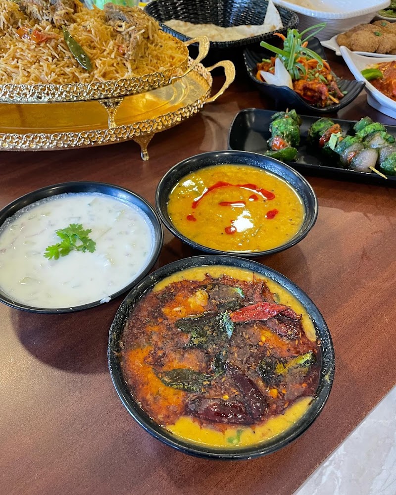 KHAN'S RESTAURANT - KHAN'S RESTAURANT R.M.C. Circle, NEAR, 2nd Main Rd, Medar Block, Yadavagiri, Mysuru, Karnataka 570001, India