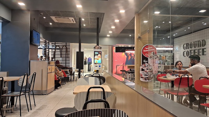 McDonald's - McDonald's G6 Magneto Mall, Ground Floor Maharshi Valmiki Ward, Great Eastern Rd, VIP Chowk, Raipur, Chhattisgarh 492001, India