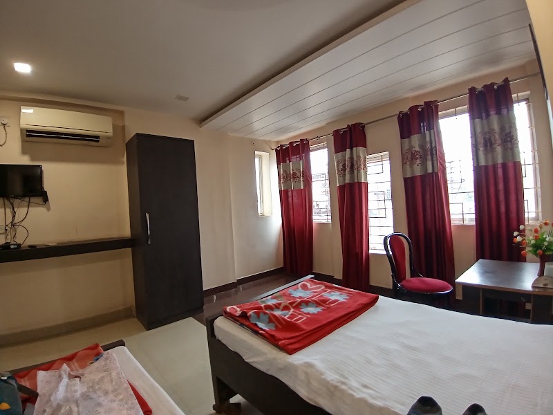 Hotel Shankar Palace - Hotel Shankar Palace Malviya Rd, Moudhapara, Raipur, Chhattisgarh 492001, India