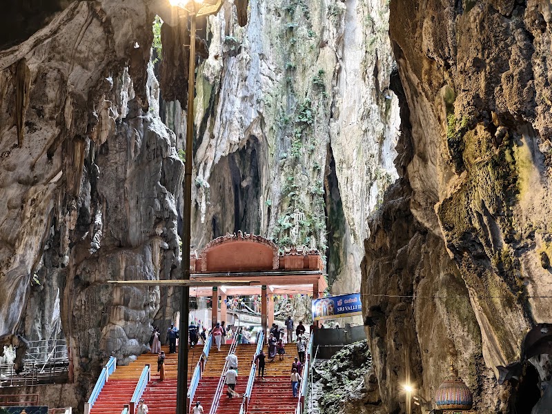 Batu Caves - Batu Caves Gombak, 68100 Batu Caves, Selangor, Malaysia