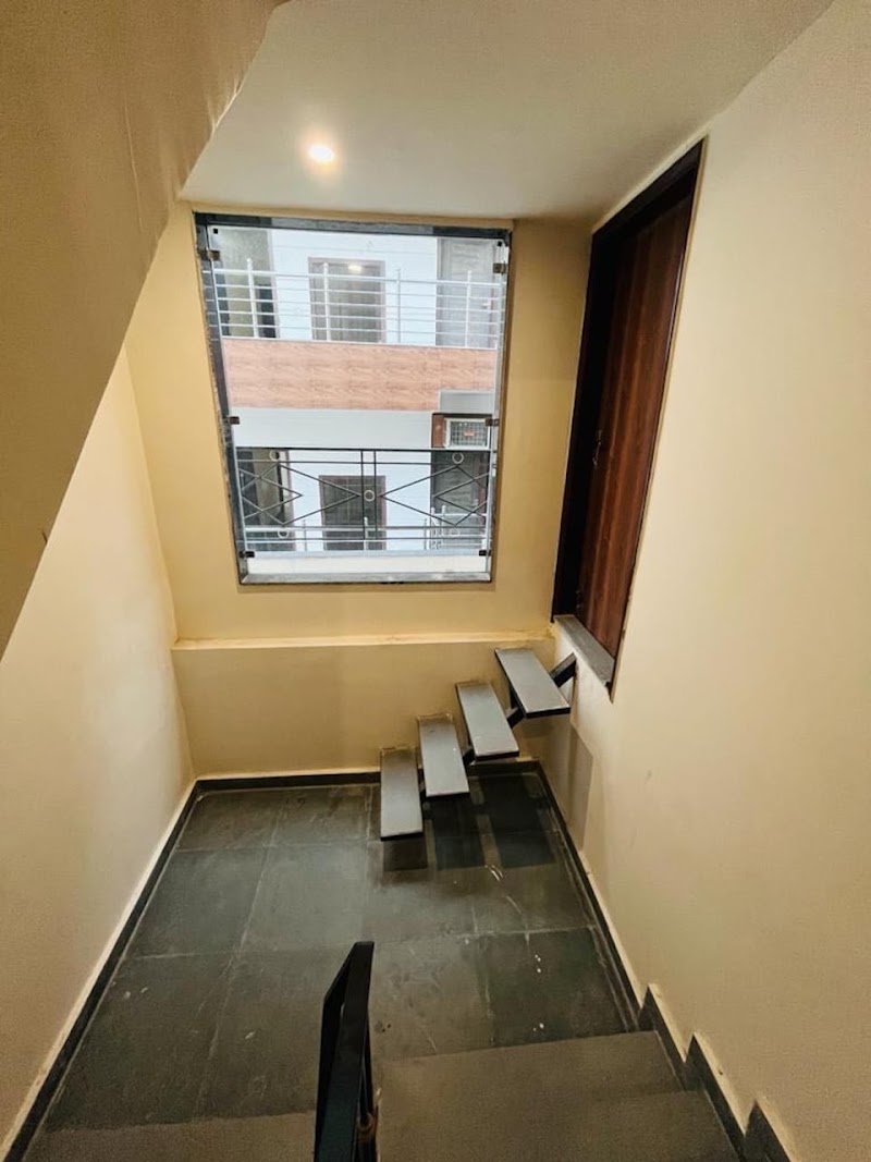 The Noida Inn - The Noida Inn h23, hospital Road, behind cloud 9, Block C, Kendriya Vihar, Sector 51, Noida, Uttar Pradesh 201303, India
