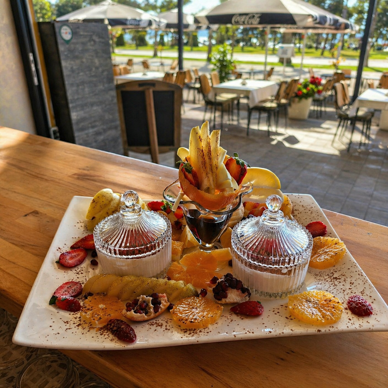 Restorant Lungo Mare - Restorant Lungo Mare, Komplexi OSLO Uji I Ftohte, Vlora, Albania