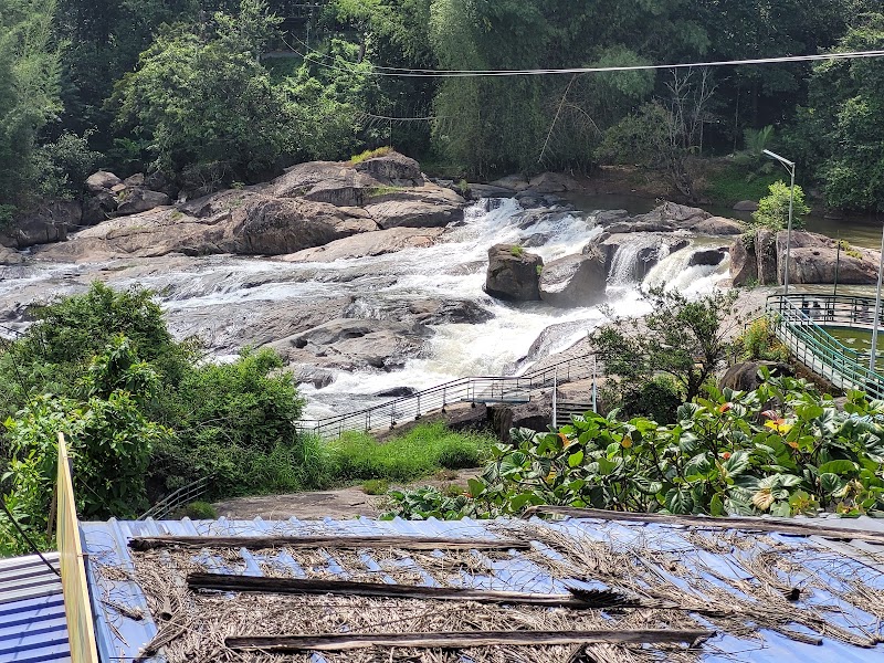 Ripple Waterfalls - Ripple Waterfalls Unnamed Road, X3P7+FPQ, Sree Narayanapuram, Keralam 685565, India