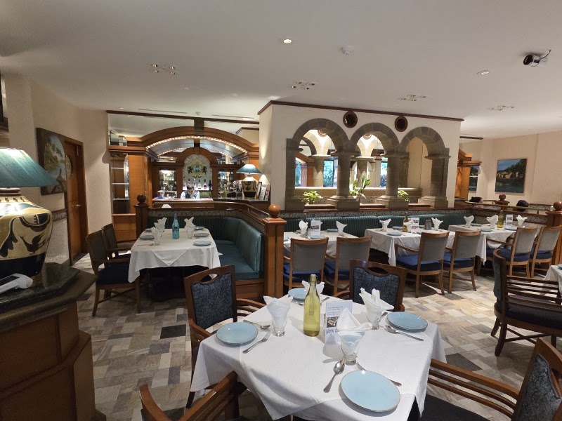 Garden Court Restaurant - Garden Court Restaurant 167, Marve Rd, opposite HDFC Bank, Malad, Orlem, Dominic Colony, Malad West, Mumbai, Maharashtra 400064, India