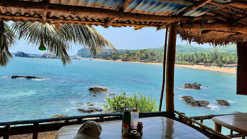 Dolphin Shanti Café - Dolphin Shanti Café G88G+XGW, Om Beach - Half Moon Beach - Paradise Beach Trail, Gokarna, Karnataka 581326, India
