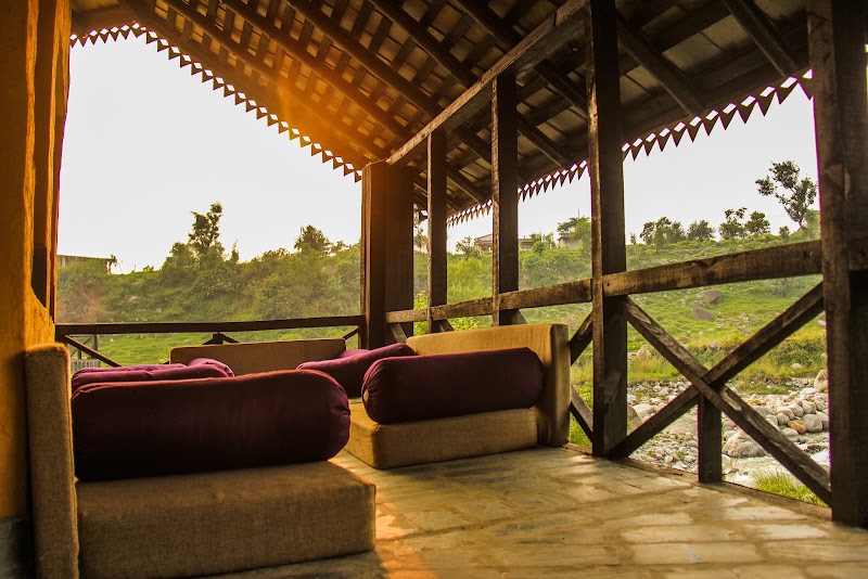 Bhambri – A Riverside Café by Prakriti Aalay Resort - Bhambri – A Riverside Café by Prakriti Aalay Resort Prakriti Aalay Resort, Sukar Khas, Dharamshala, Himachal Pradesh 176215, India