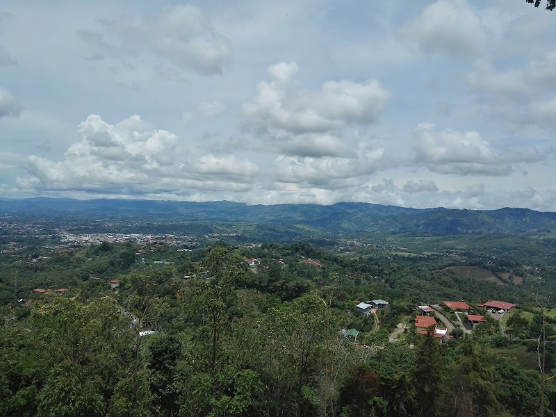Centro de Eventos Luna Llena - Centro de Eventos Luna Llena San Rafael Nte., San José, Pérez Zeledón, 11901, Costa Rica