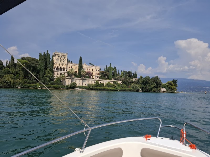 Sirmio Rent Boat - Boat rental in Sirmione - Sirmio Rent Boat - Boat rental in Sirmione Via Sirmioncino, 25019 Sirmione BS, Italy