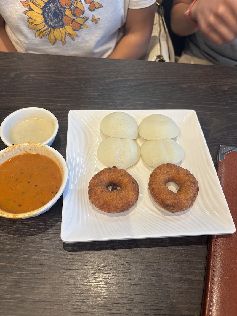 Sankalp Hamilton - Best Indian Restaurant in Canada (Jain & Swaminarayan Options Available) - Sankalp Hamilton - Best Indian Restaurant in Canada (Jain & Swaminarayan Options Available) 151 York Blvd, Hamilton, ON L8R 3L4, Canada