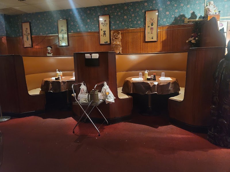 Cozy Inn Chinese Restaurant - Cozy Inn Chinese Restaurant, 214 W Milwaukee St, Janesville, WI 53548, USA