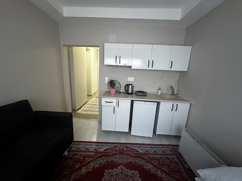 LA PERLA SUİT - LA PERLA SUİT, Tarlabaşı bulvarı, Çukur, Demirbaş Sk. no:6, 34435 Beyoğlu/İstanbul, Türkiye