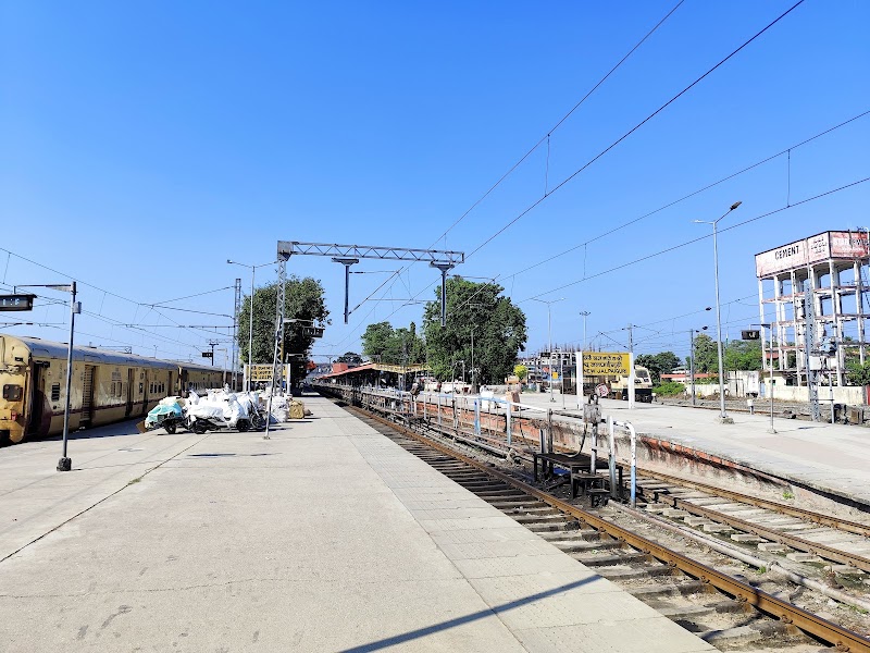 Njp ralway station - Njp ralway station Njp Market, NJP Railway Sta Rd, Ram Nagar Colony, Dabgram, Siliguri, West Bengal 734007, India