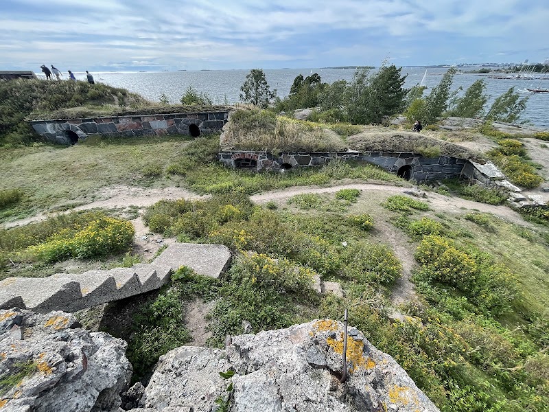 Memorial to the anti-aircraft defense 1939-1940 - Memorial to the anti-aircraft defense 1939-1940, Suomenlinna, 00190 Helsinki, Finland