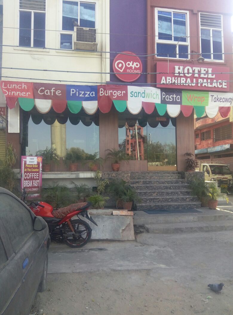 Hotel Abhiraj Palace - Hotel Abhiraj Palace Kalwad Scheme Railway Station Plot no B-49, 145, opposite Metro pillar, Kalwar Scheme, kawad scheme, Gopalbari, Jaipur, Rajasthan 302001, India