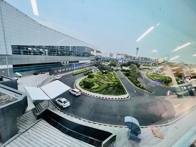 Tiffin Express - Tiffin Express Terminal 3, Indira Gandhi International Airport, New Delhi, Delhi, 110037, India