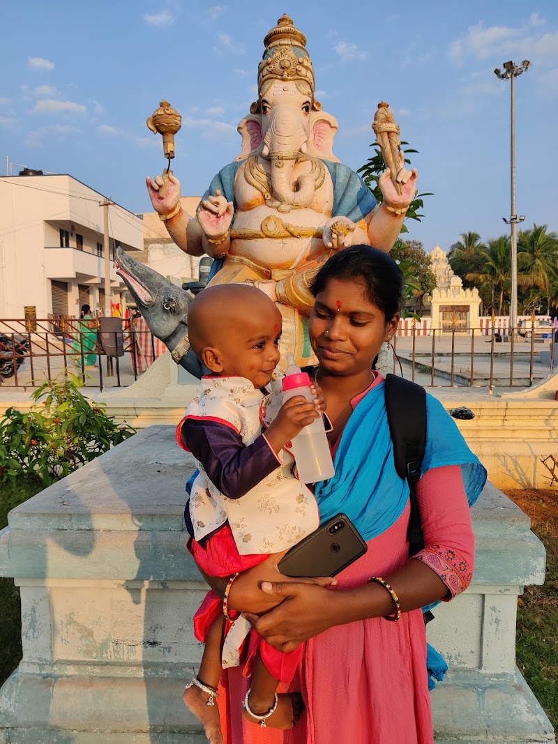 Sri Varasiddi Vinayaka Swamy Temple - Sri Varasiddi Vinayaka Swamy Temple, 63JW+H2H, Santhapet, Chittoor, Andhra Pradesh 517004, India