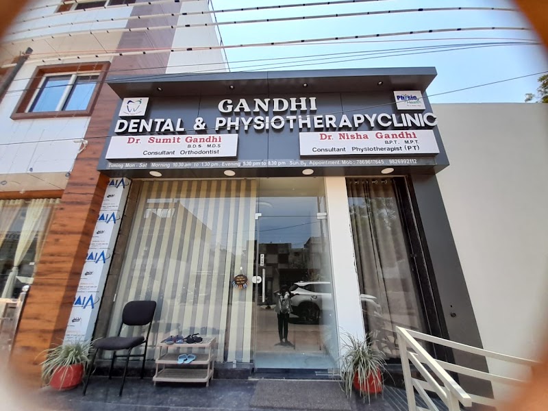 Gandhi Dental and Physiotherapy Clinic - Gandhi Dental and Physiotherapy Clinic, 20A/8, 20/A, Gurudwara Rd, near Rawlani Medicals, Nehru Nagar West, Vidya Vihar Colony, Bhilai, Chhattisgarh 490020, India