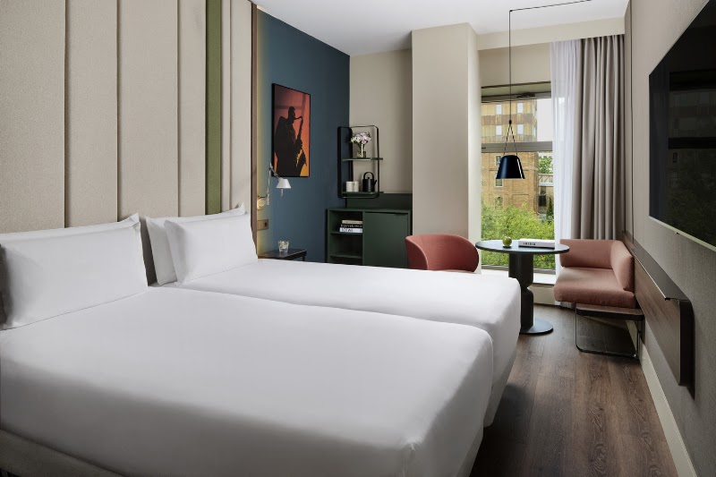 Hotel NH Barcelona Diagonal Poblenou - Hotel NH Barcelona Diagonal Poblenou Carrer d'Àlaba, 94, 96, Sant Martí, 08018 Barcelona, Spain