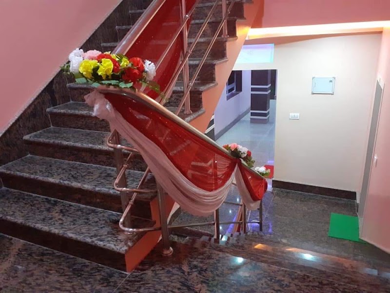 Kalpana lodge cum restrurent - Kalpana lodge cum restrurent bhabesh petrol pump, VIP Rd, PCRA Colony, Siliguri, Dabgram, West Bengal 734004, India