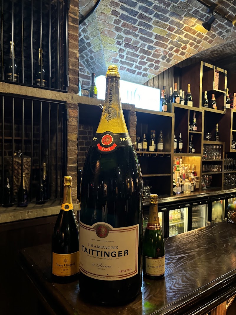 Champagne Bar at 116 Pall Mall - Champagne Bar at 116 Pall Mall 116 Pall Mall, London SW1Y 5ED, UK