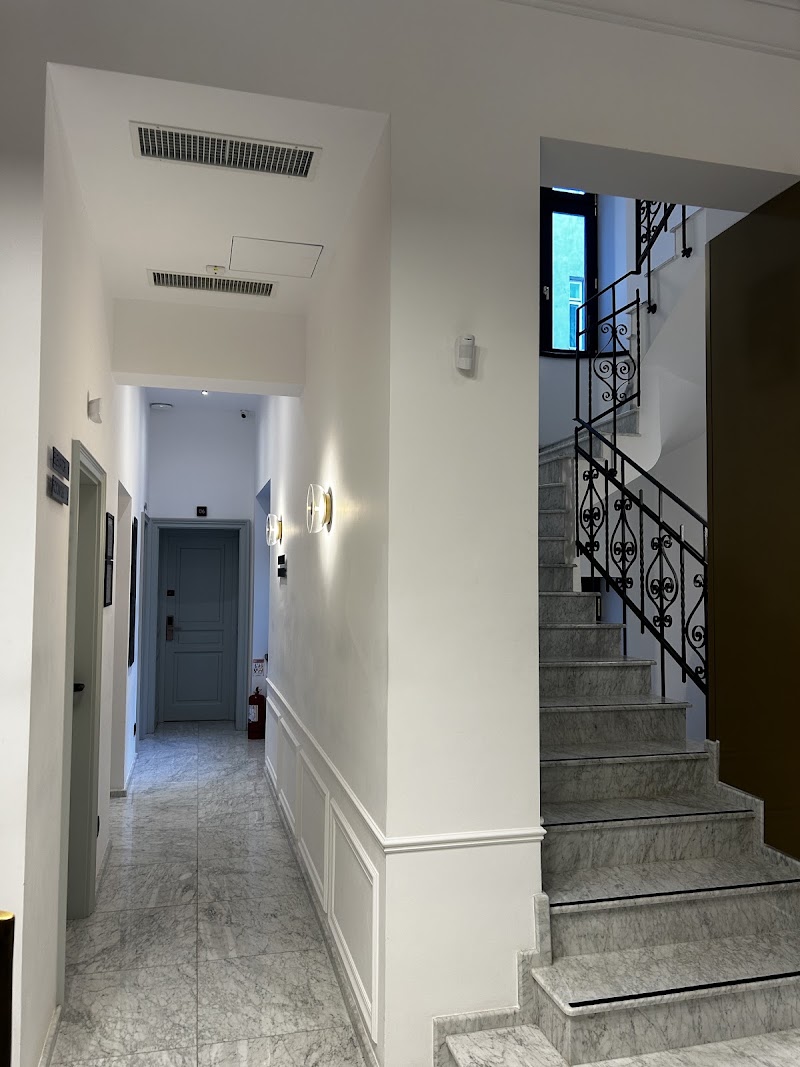 Ecletico Villa - Ecletico Villa, Strada Radu Cristian 5, 030167 București, Romania