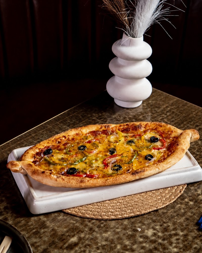 Downtown South Point mall - Downtown South Point mall Floor 3, Golf Course Rd, DLF Phase 5, Sector 53, Gurugram, Haryana 122011, India