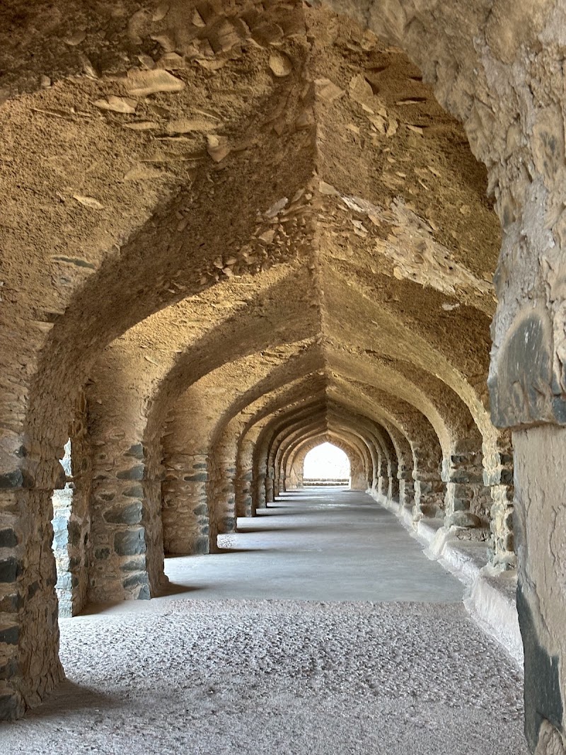 Roopmati Pavilion Mandu Dhar - Roopmati Pavilion Mandu Dhar, 8C66+529, Mandav, Madhya Pradesh 454010, India