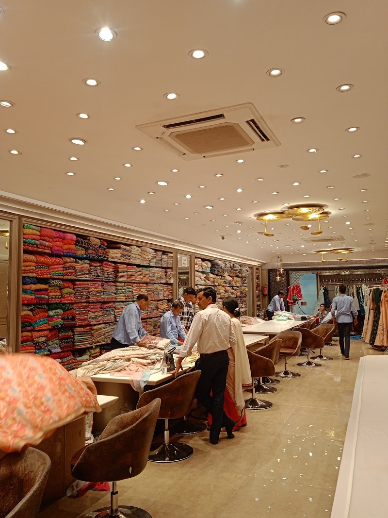 Rajvesh - Rajvesh First Floor, Johari Bazar Rd, above Shop no. 190, Johri Bazar, Bapu Bazar, Biseswarji, Jaipur, Jaipur Nagar Nigam Area, Rajasthan 302003, India