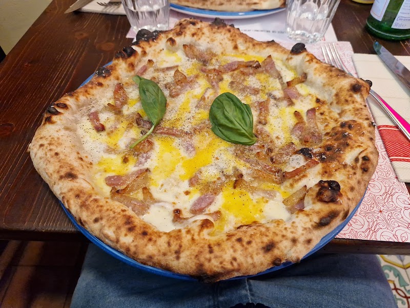 Pizzium - Firenze - Pizzium - Firenze, Piazza del Carmine, 5, 50124 Firenze FI, Italy