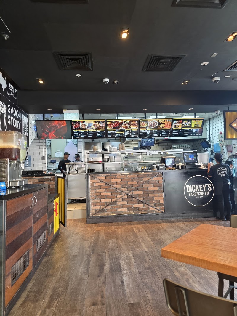 Dickey’s Barbecue Pit - JBR - Dickey’s Barbecue Pit - JBR GM - 14، Rimal 2 - Al Mamsha St - Marsa Dubai - Jumeirah Beach Residence - Dubai - United Arab Emirates