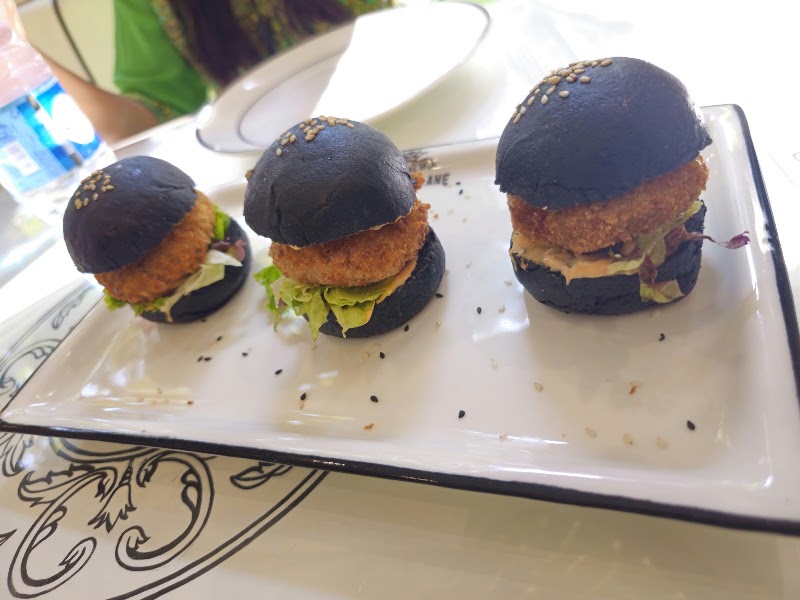 The Camden Lane - The Camden Lane Lane E, Ragvilas Society, Koregaon Park, Pune, Maharashtra 411001, India