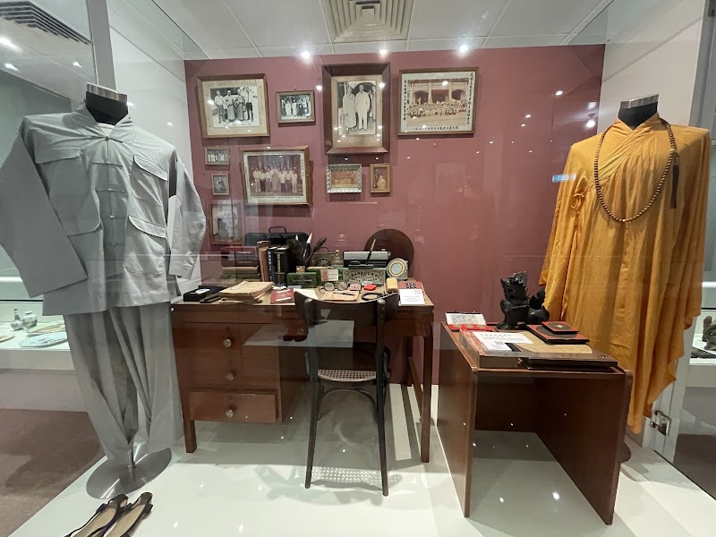 宏船老和尚纪念馆 Ven. Hong Choon Memorial Hall - 宏船老和尚纪念馆 Ven. Hong Choon Memorial Hall 88 Bright Hill Rd, Singapore 574117