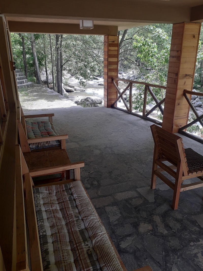 Great Escape - Tirthan - Great Escape - Tirthan, village Bhiyali, Bathad, Banjar, Himachal Pradesh 175123, India