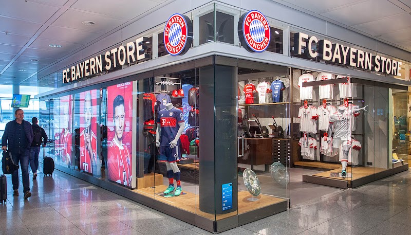 FC Bayern Store Flughafen Terminal 2 - FC Bayern Store Flughafen Terminal 2, Terminalstraße Terminal 2 - Ebene 04 - Abflug, Gate G, 85356 Oberding, Germany