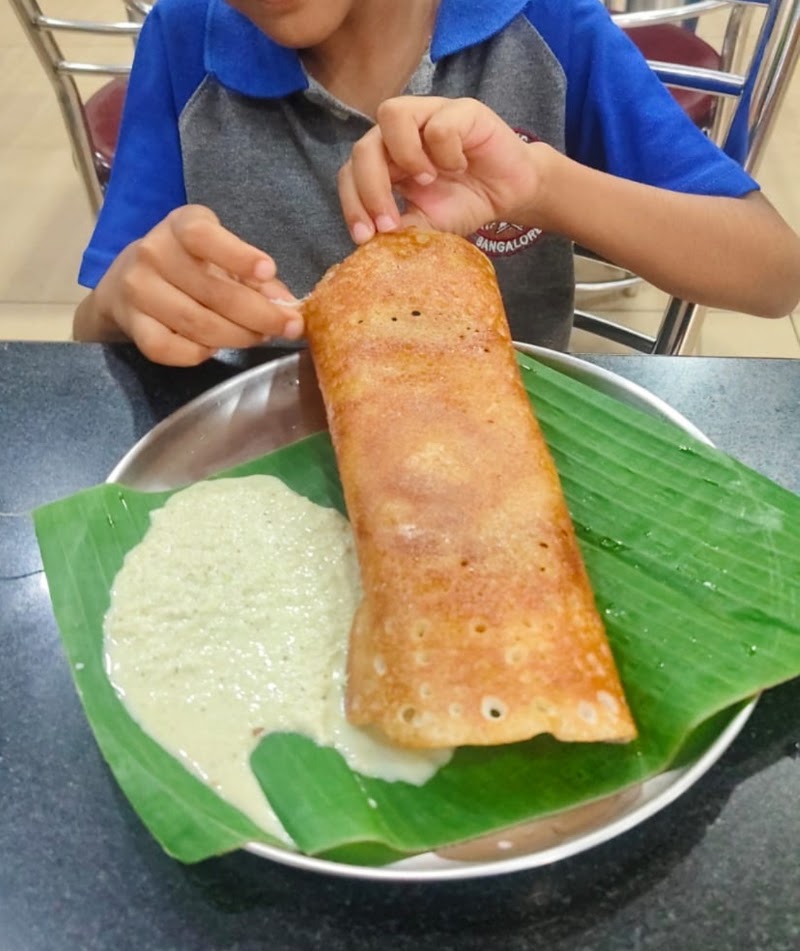 Davanagere Benne Dose ದಾವಣಗೆರೆ ಬೆಣ್ಣೆ ದೋಸೆ - Davanagere Benne Dose ದಾವಣಗೆರೆ ಬೆಣ್ಣೆ ದೋಸೆ, Police Station, 571, BEML Layout, opposite Carriyappa park parishudda jala, near R R Nagar, 4th Stage, Rajarajeshwari Nagar, Bengaluru, Karnataka 560098, India