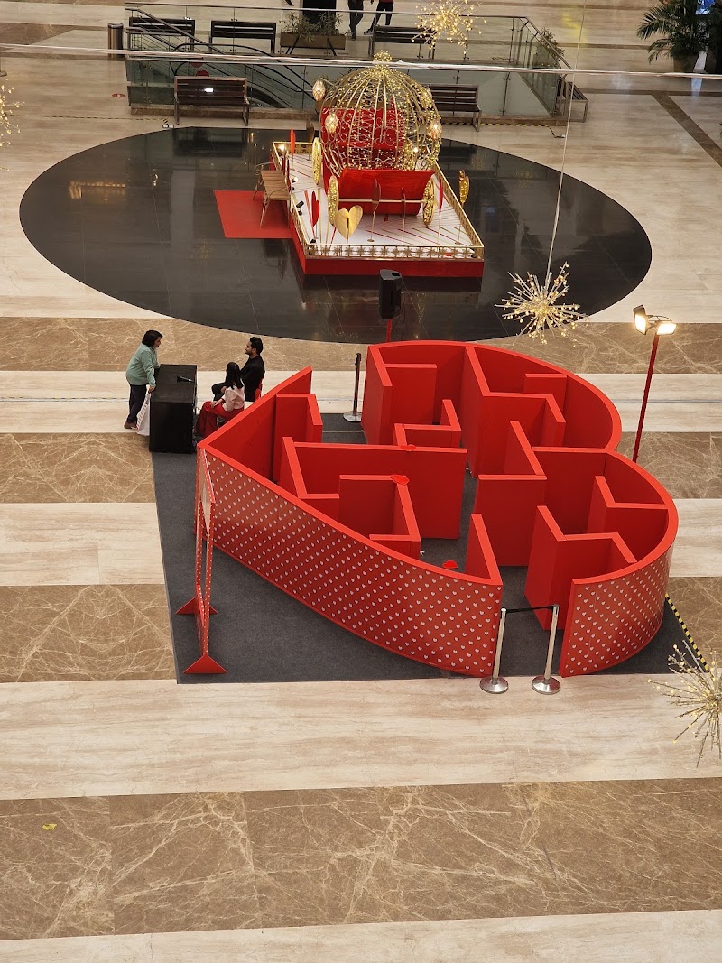 Max - Max 1st Floor, Ardee Mall, near Ardee City, Ardee City, Sector 52, Gurugram, Haryana 122003, India