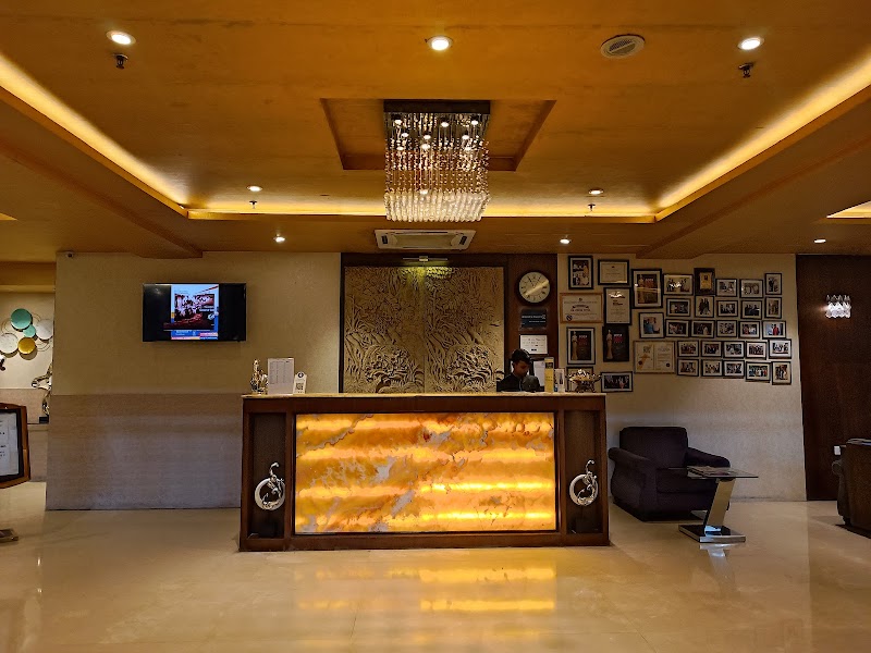 Golden Tulip - Golden Tulip, 2nd Cross Road Dd 19, DD-19, 3rd Ave, DD Block, Sector 1, Bidhannagar, Kolkata, West Bengal 700064, India