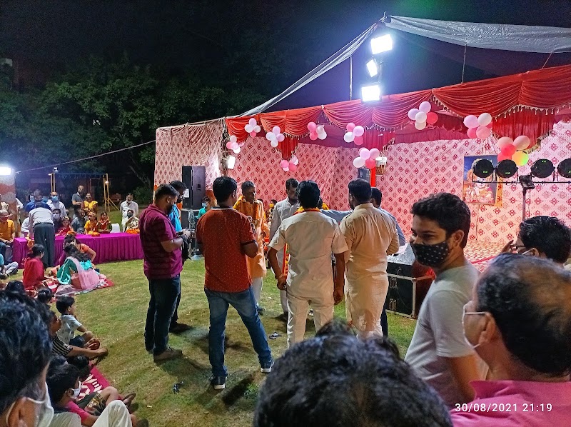 Lal Quarter Athletic Park with Track - Lal Quarter Athletic Park with Track Block-2, Hostel, Minto Road, Minto Rd, Block-1, Press Enclave, Ajmeri Gate, Delhi, 110002, India