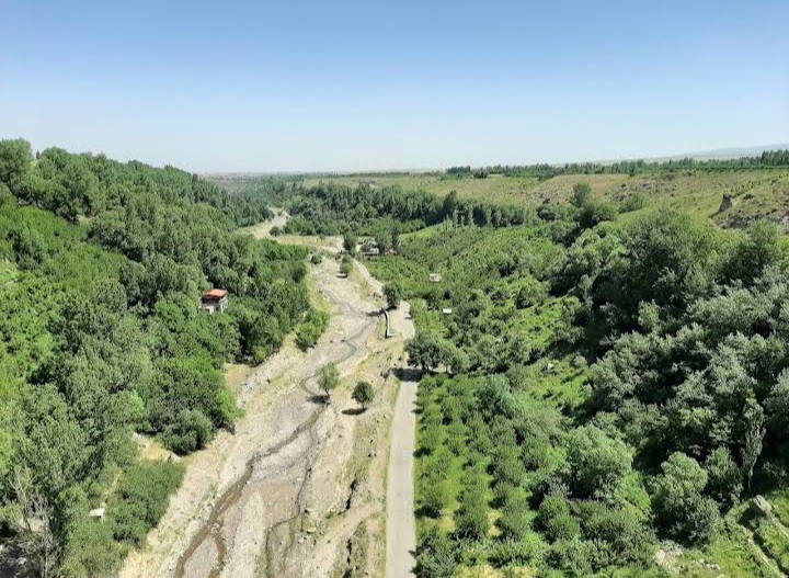 Khiav Chai Forest Park - Khiav Chai Forest Park, 9MXV+C6F, Meshginshahr, Ardabil Province, Iran