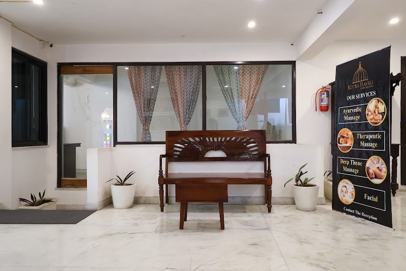 Hotel Kotra Haveli - Hotel Kotra Haveli 12 Surya Marg Opp. Jagdish Temple Kasaro Ki Ol, Old City, Rao Ji Ka Hata, Udaipur, Rajasthan 313001, India