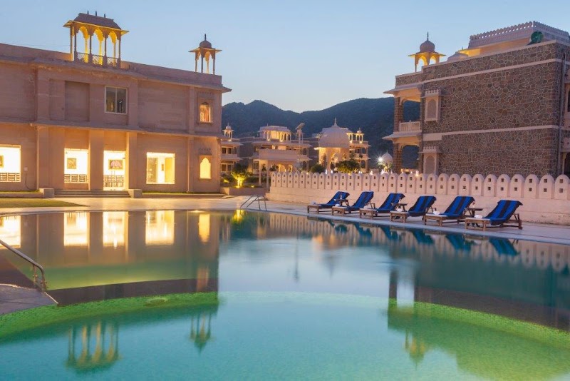 Bhanwar Singh Palace - Bhanwar Singh Palace, Village: Hokra, Dist, Pushkar, Hokaran, Rajasthan 305022, India